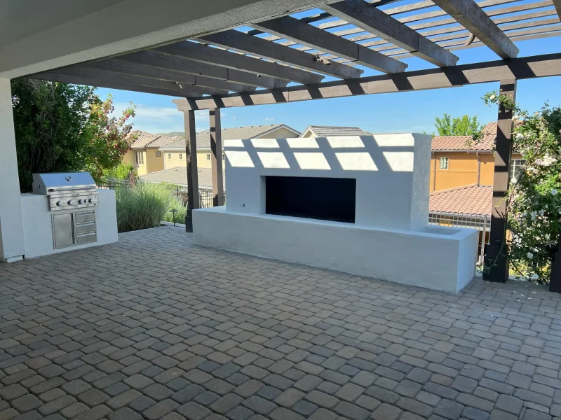 Deck & Patio Features